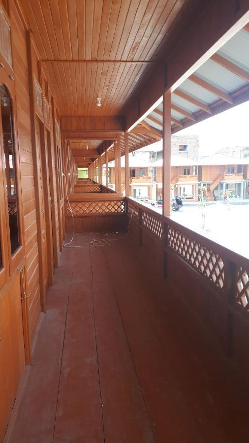 Granada Inn Palu Exterior foto