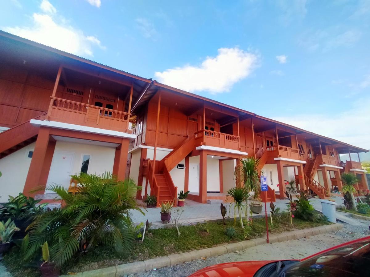 Granada Inn Palu Exterior foto
