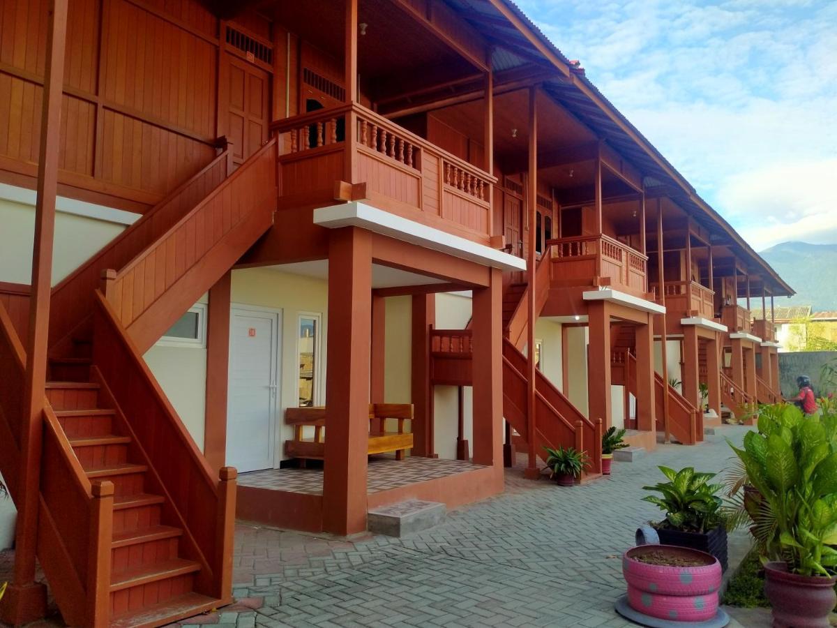 Granada Inn Palu Exterior foto